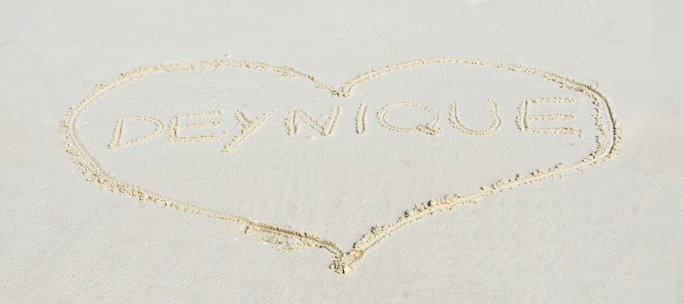 DEYNIQUE SUN